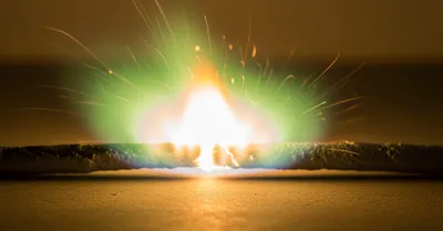 在宅勤務の孤独対策、8.7万人調査で判明した週1-2日出社の効果